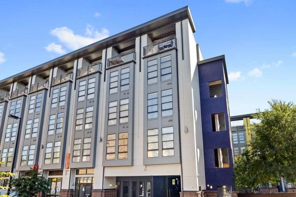 Apartment Spacious 2bd With Private Balcony And Free Parking