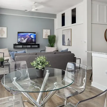 Spacious 2Bd With Private Balcony And Free Parking Charlotte Exterior photo